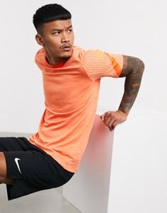 Оранжевая футболка Nike Football-Оранжевый цвет