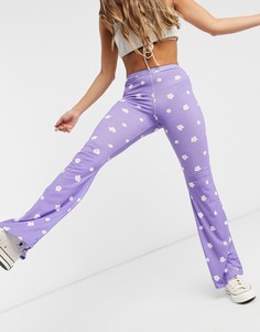 Расклешенные брюки с цветочным принтом Daisy Street-Фиолетовый