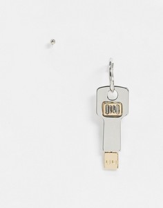 Серьга-гвоздик и серьга-кольцо с подвеской в виде ключа ASOS DESIGN - 16 мм-Мульти