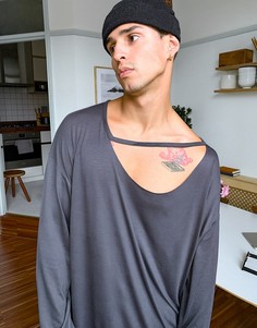 Лонгслив в стиле oversized с вырезом по косой ASOS DESIGN-Серый