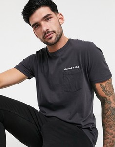 Черная футболка с карманом и логотипом Abercrombie & Fitch-Черный