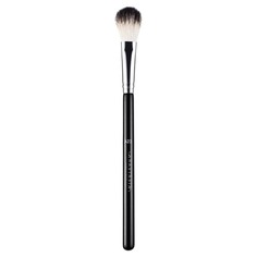 BRUSH Кисть для хайлайтера A23 Anastasia Beverly Hills