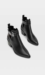 Stradivarius Ботильоны С Вырезами И Заклепками Женская Коллекция Черный 36