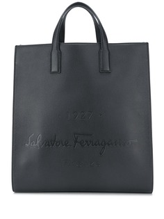 Salvatore Ferragamo сумка-тоут с тисненым логотипом