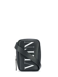 Valentino Garavani поясная сумка с логотипом VLTN