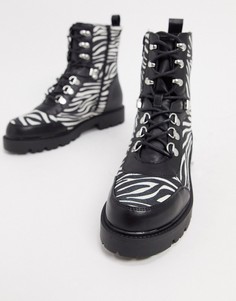 Походные ботинки на шнуровке с зебровым принтом ASOS DESIGN-Многоцветный