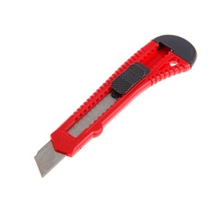 Нож канцелярский Dolce Costo 18 мм красно-черный