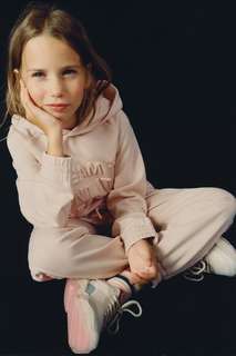 Худи из мягкой ткани с рельефной надписью Zara