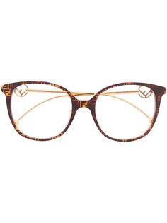 Fendi Eyewear очки в массивной оправе с логотипом FF