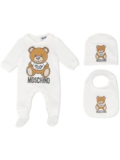 Moschino Kids комплект из комбинезона, шапки и нагрудника с принтом