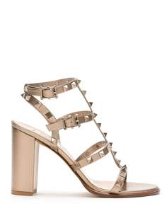 Valentino Garavani декорированные сандалии Rockstud