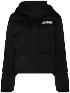 Off-White пуховик с логотипом