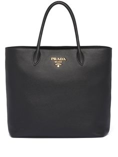 Prada сумка-тоут с металлическим логотипом