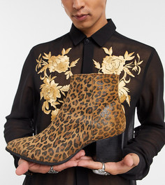 Ботинки челси для широкой стопы на каблуке с леопардовым принтом ASOS DESIGN-Коричневый цвет