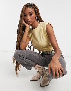 Желтый топ с подплечниками AllSaints