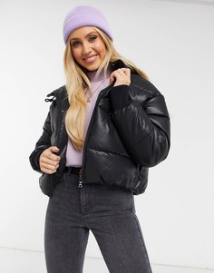Черный короткий пуховик из искусственной кожи с капюшоном Monki-Черный цвет