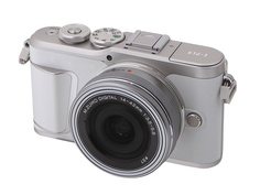 Фотоаппарат Olympus Pen E-PL9 Kit 14-42 mm F/3.5-5.6 EZ White-Silver
