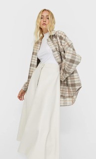 Stradivarius Юбка Миди Из Искусственной Кожи Женская Коллекция Ванильный M