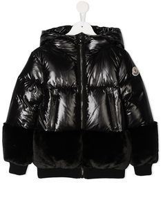 Moncler Enfant пуховик с отделкой из искусственного меха