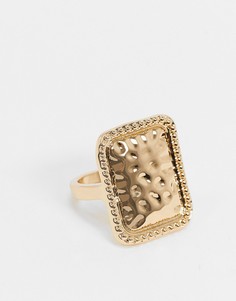 Золотистое кольцо с декором в виде прямоугольной чеканной плашки Liars & Lovers-Золотой
