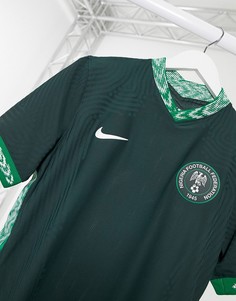 Зеленая футболка с принтом Nike Football-Зеленый