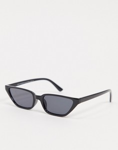 Солнцезащитные очки "кошачий глаз" в черной оправе с дымчатыми стеклами SVNX-Черный