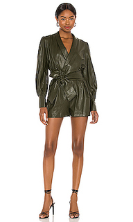 Ромпер studio - Amanda Uprichard