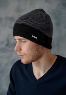 Шапка John Trigger