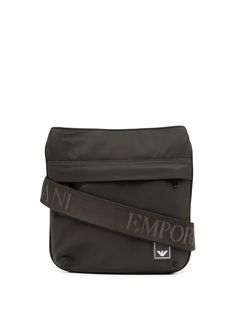 Emporio Armani сумка-мессенджер с нашивкой-логотипом