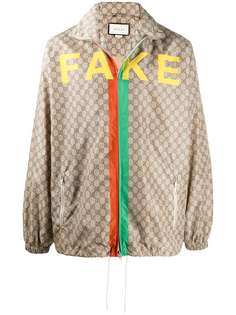 Gucci куртка с узором GG Supreme и принтом Fake/Not