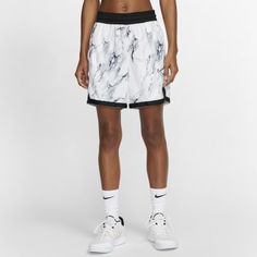 Женские баскетбольные шорты Nike Dri-FIT