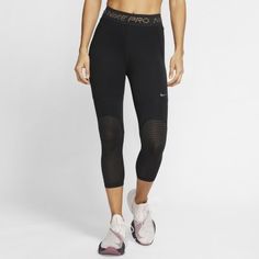 Женские укороченные тайтсы Nike Pro