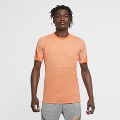 Мужская игровая футболка с коротким рукавом Nike Dri-FIT Strike