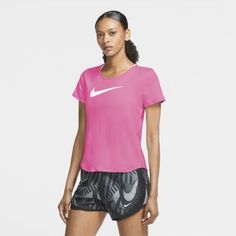 Женская беговая футболка с коротким рукавом Nike Swoosh Run