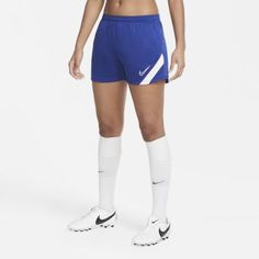 Женские футбольные шорты Nike Dri-FIT Academy Pro