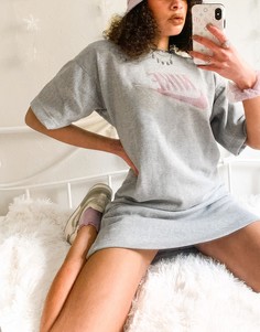 Серое платье-футболка Nike Move To Zero-Серый