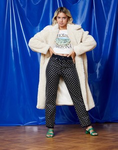 Пальто макси из искусственного меха кремового цвета Topshop-Белый