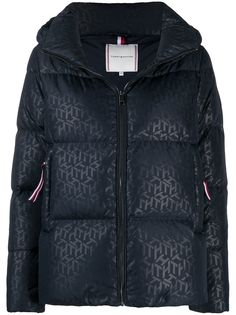 Tommy Hilfiger стеганый пуховик с монограммой