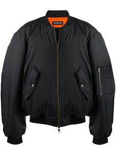 Категория: Бомберы Balenciaga