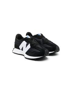 New Balance кроссовки с логотипом