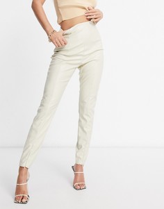 Светло-бежевые леггинсы из искусственной кожи Missguided-Neutral