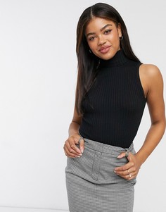 Черный трикотажный жилет в рубчик с высоким воротником New Look