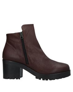 Полусапоги и высокие ботинки Entourage