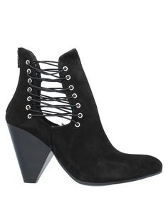 Полусапоги и высокие ботинки Geneve