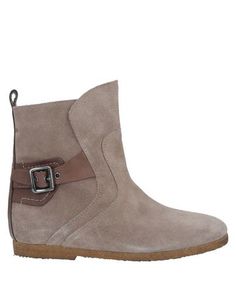 Полусапоги и высокие ботинки Status