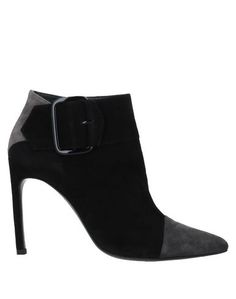 Полусапоги и высокие ботинки Stuart Weitzman