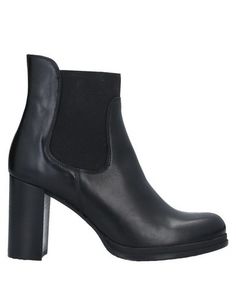 Полусапоги и высокие ботинки Geneve