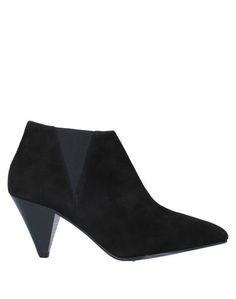 Полусапоги и высокие ботинки Closed