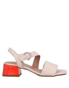 Сандалии Janet & Janet