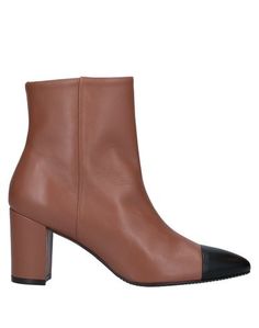 Полусапоги и высокие ботинки Stuart Weitzman